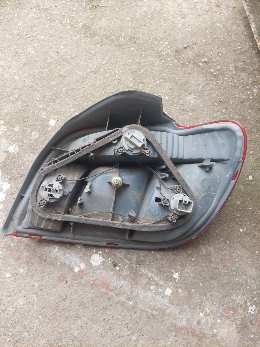 Toyota Yaris/ Тойота Ярис/na chsti/ на части
