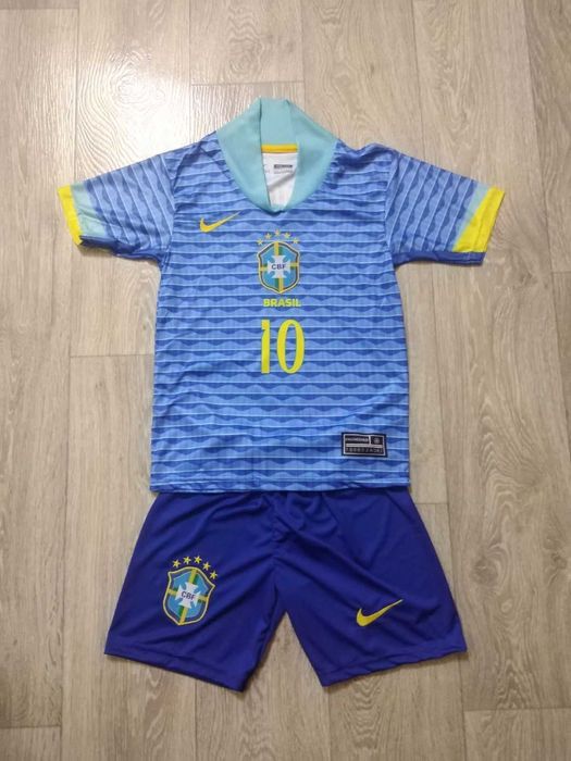 Нови детски футболни екипи Неймар