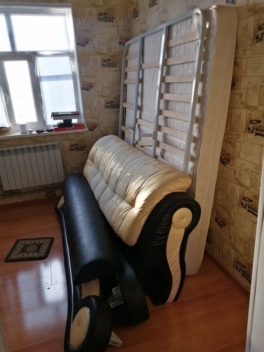 Кровать для спальни