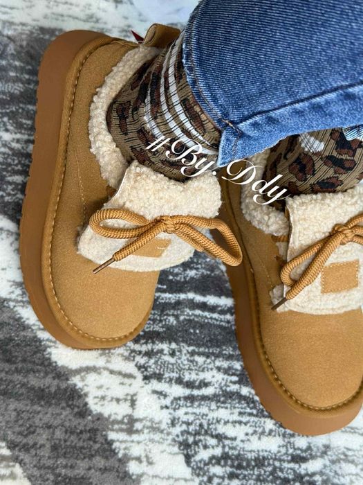 Ghetute Ugg ( foarte usoare si comode )