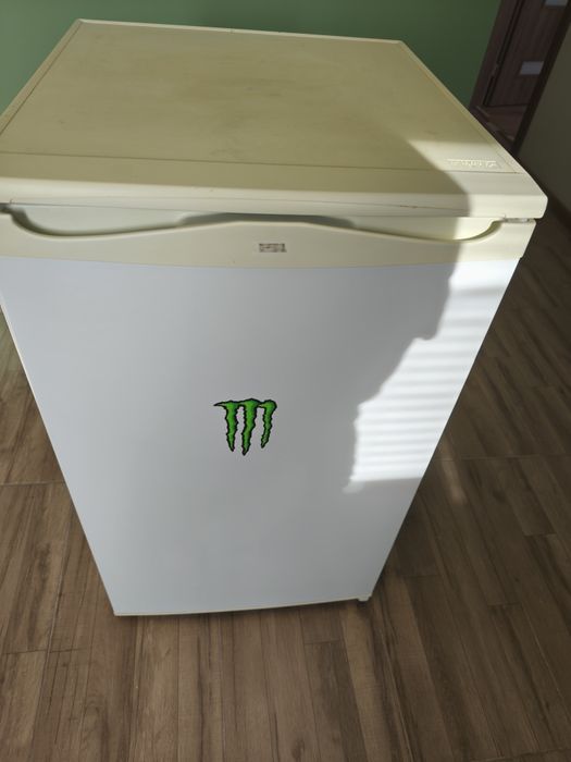 Хладилник марка Smeg