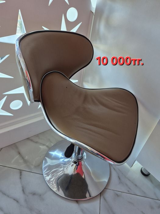 Кресло для салона и парикмахерской б/у