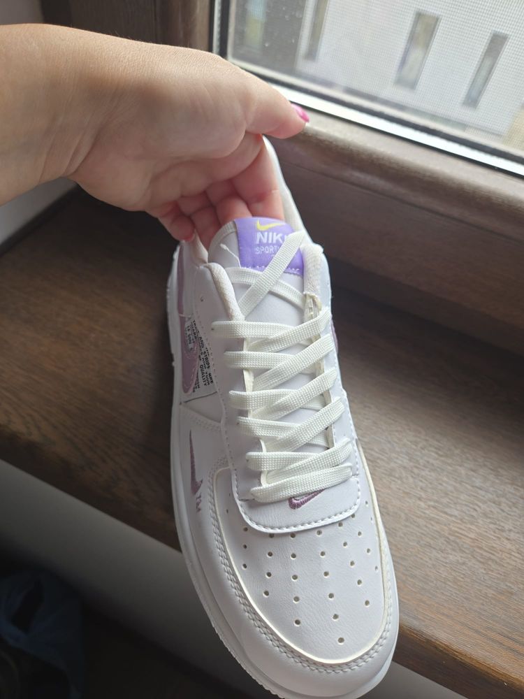 Adidasi Nike Air force