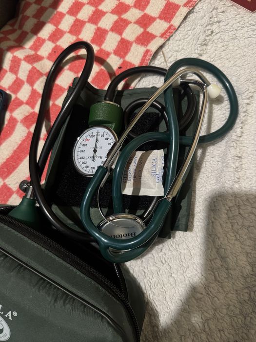 Тонометр новый ручной