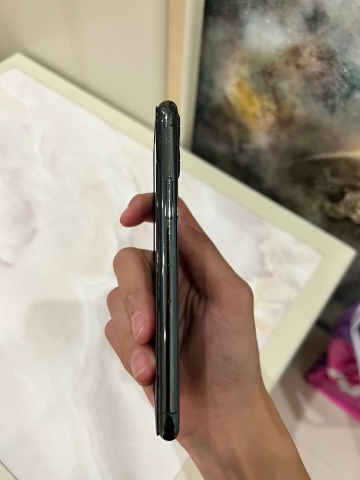 Iphone 11 pro обменяю