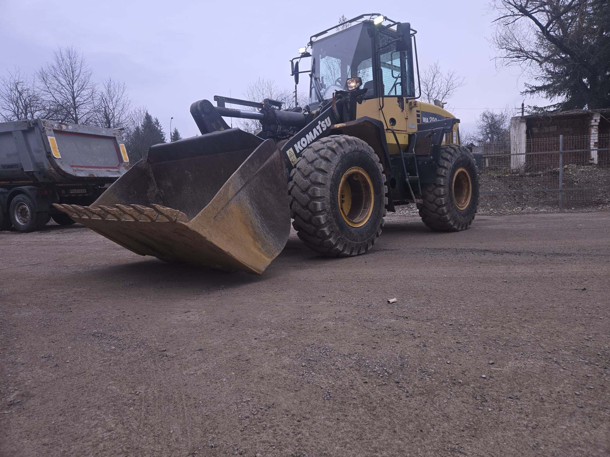 Vola komatsu wa250 pz