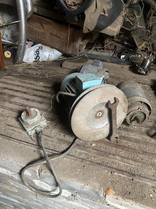 НШ-50, 32. Диск сцепления МТЗ. Фаркопы. Генераторы. Электродвигатель