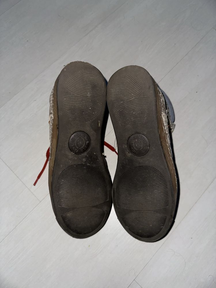 Pantofi din piele de sarpe