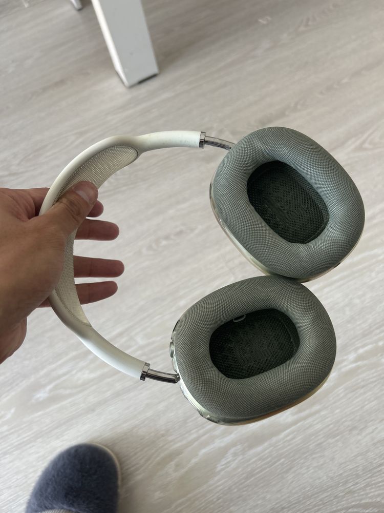 Продаётся Air Pods max 130000