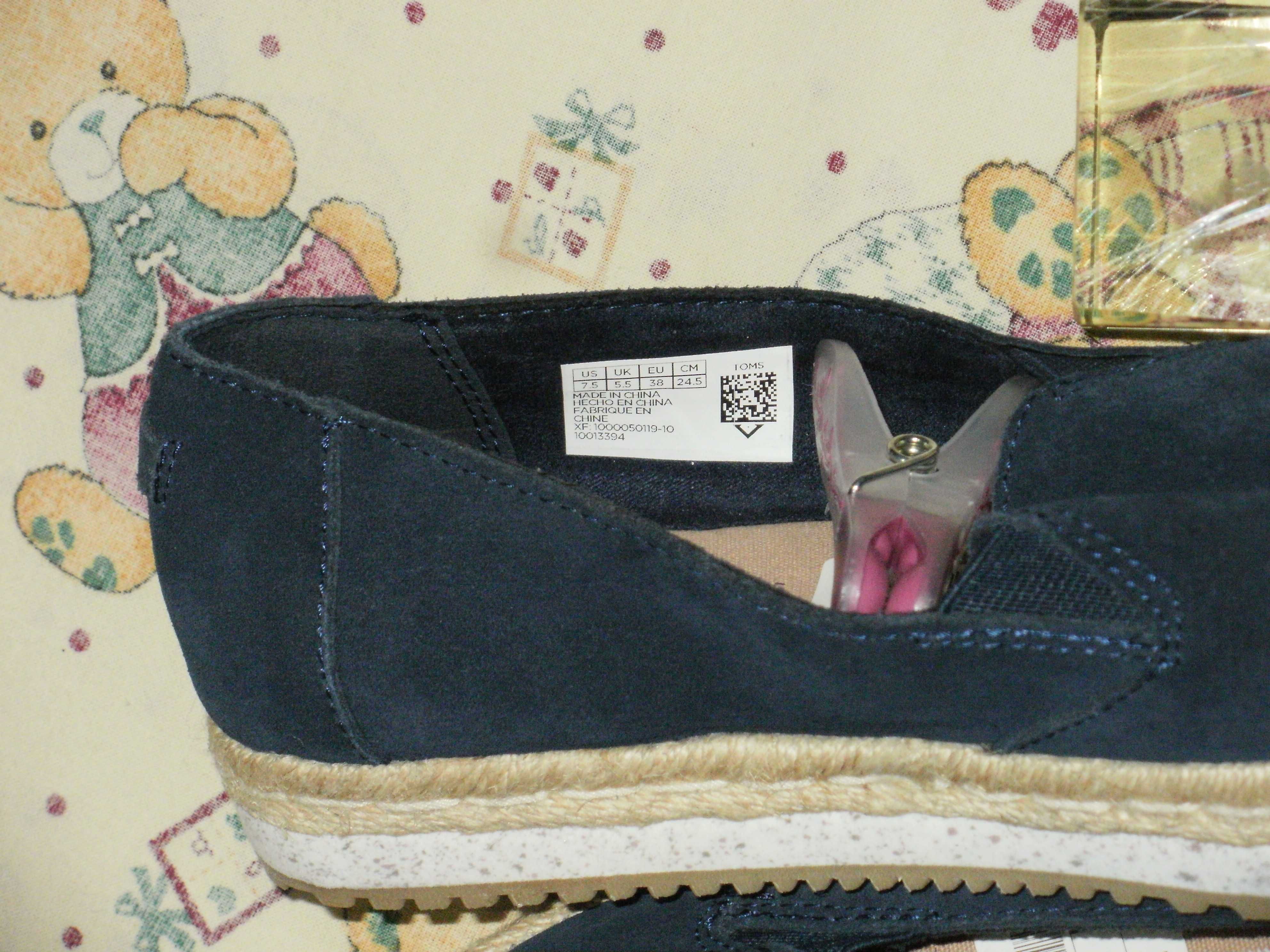 TOMS оригинални нови дамски 38