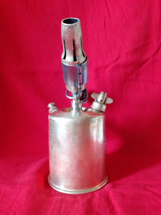 Lampa cu benzina Phoebus NO.63