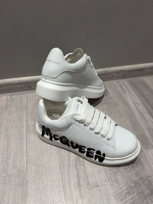 Обувки Alexander McQueen