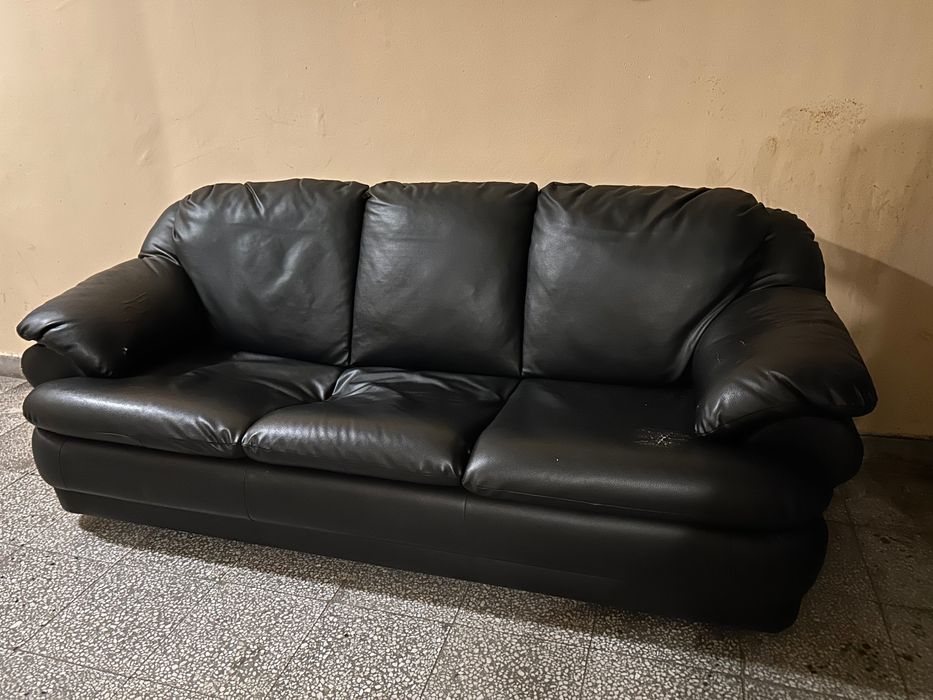 използван кожен черен диван