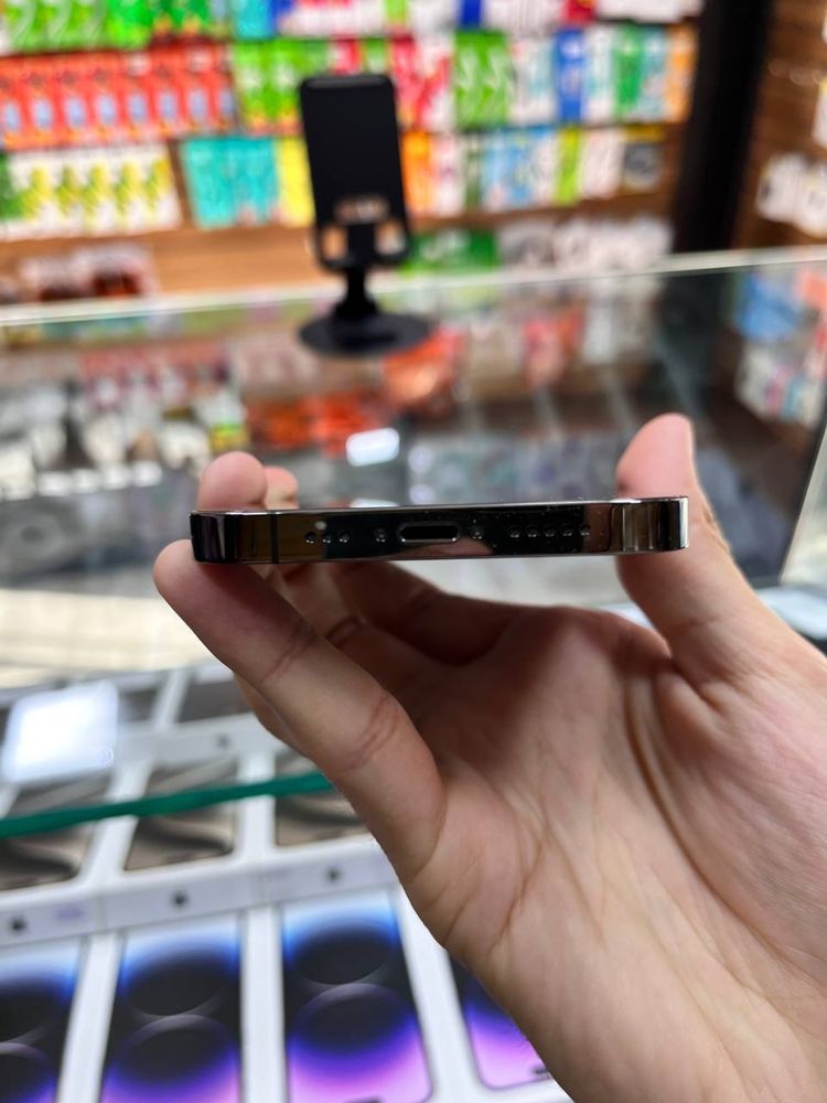 Iphone 12 pro holati tiniq 82%