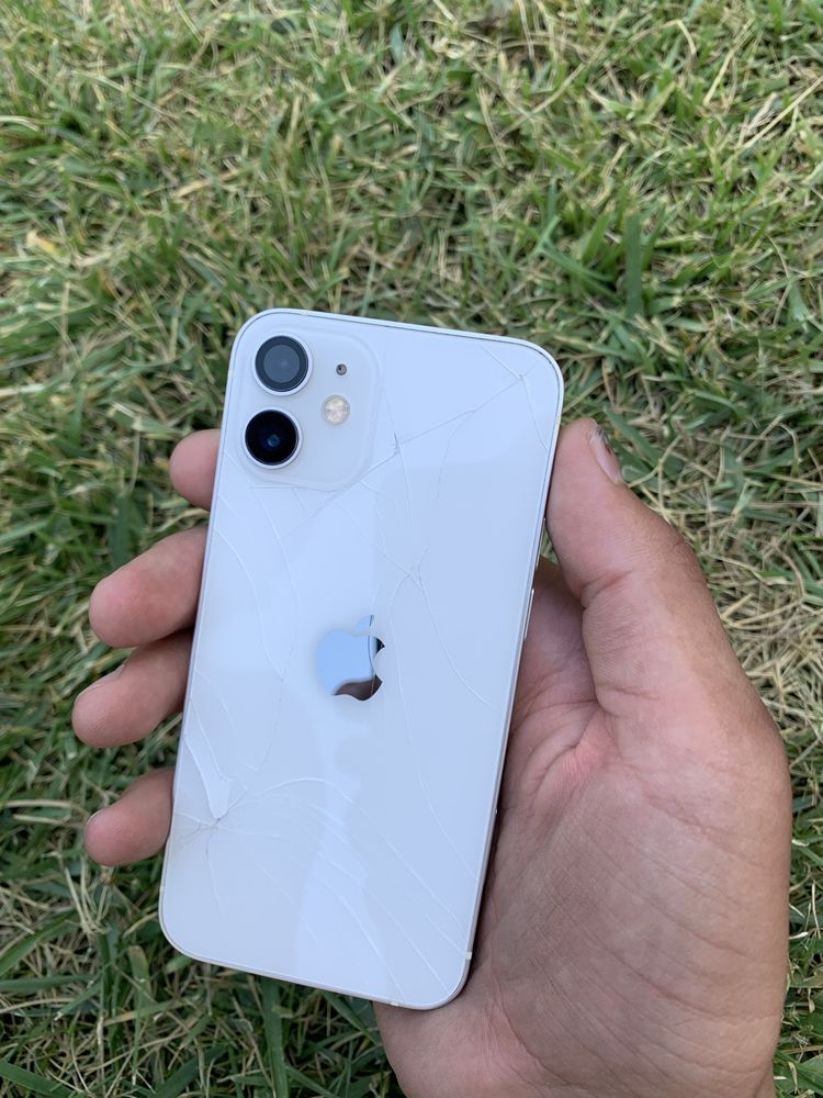 Iphone 12 mini white