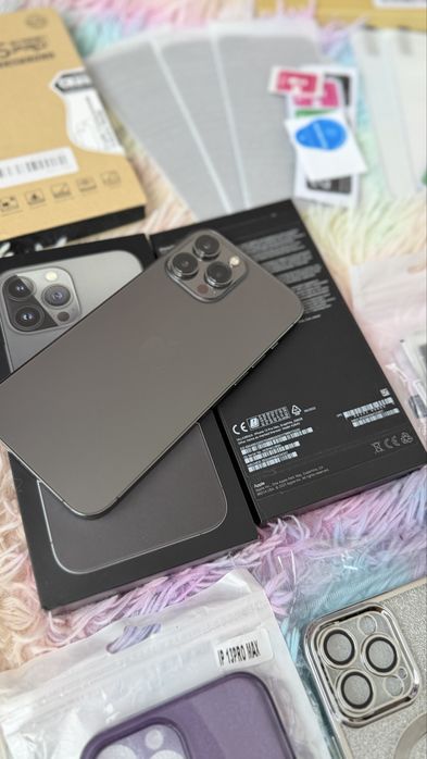 Iphone 13 pro max 256 gb cu multe accesorii