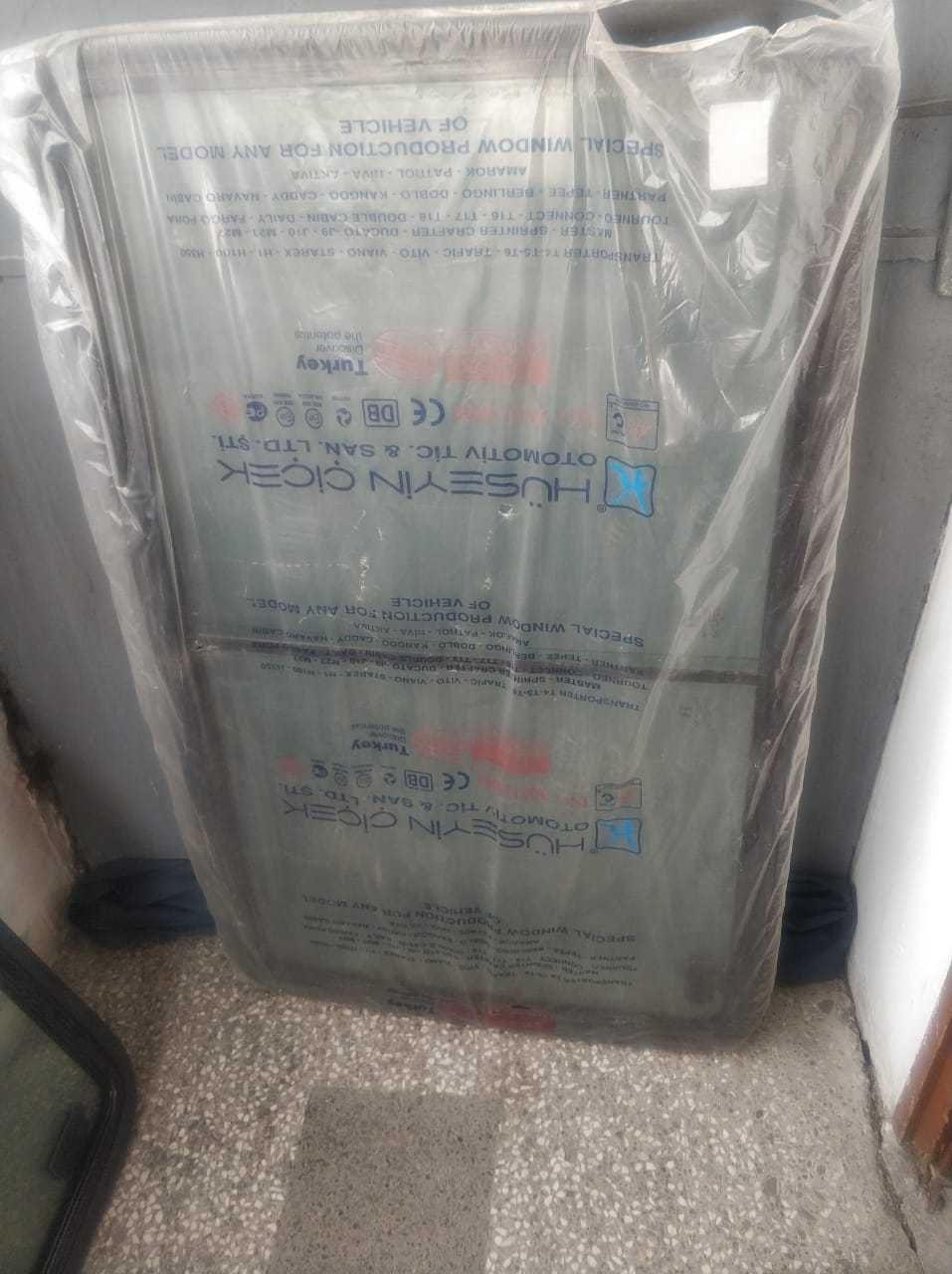 странично стъкло за бус