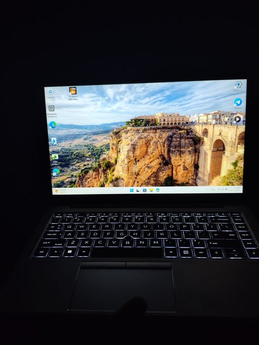 Hp Elitebook Rayzon5 5650U