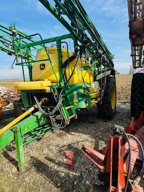 Met erbicidat Hardi Comander Kuhn Atlantique RAU John Deere 732 a 2015
