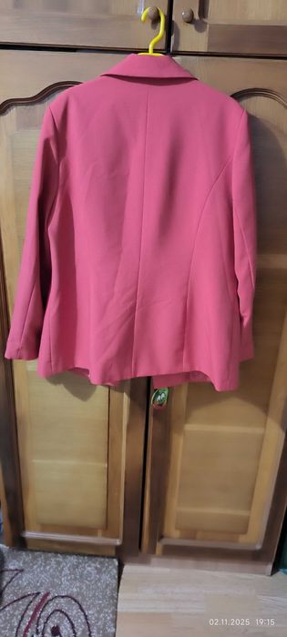 Vând costum dama elegant