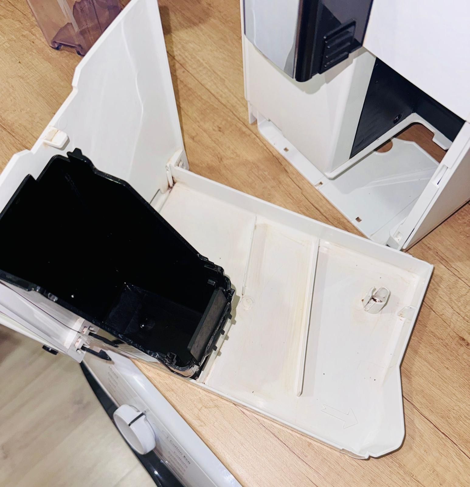 Espressor Philips cu spumare lapte