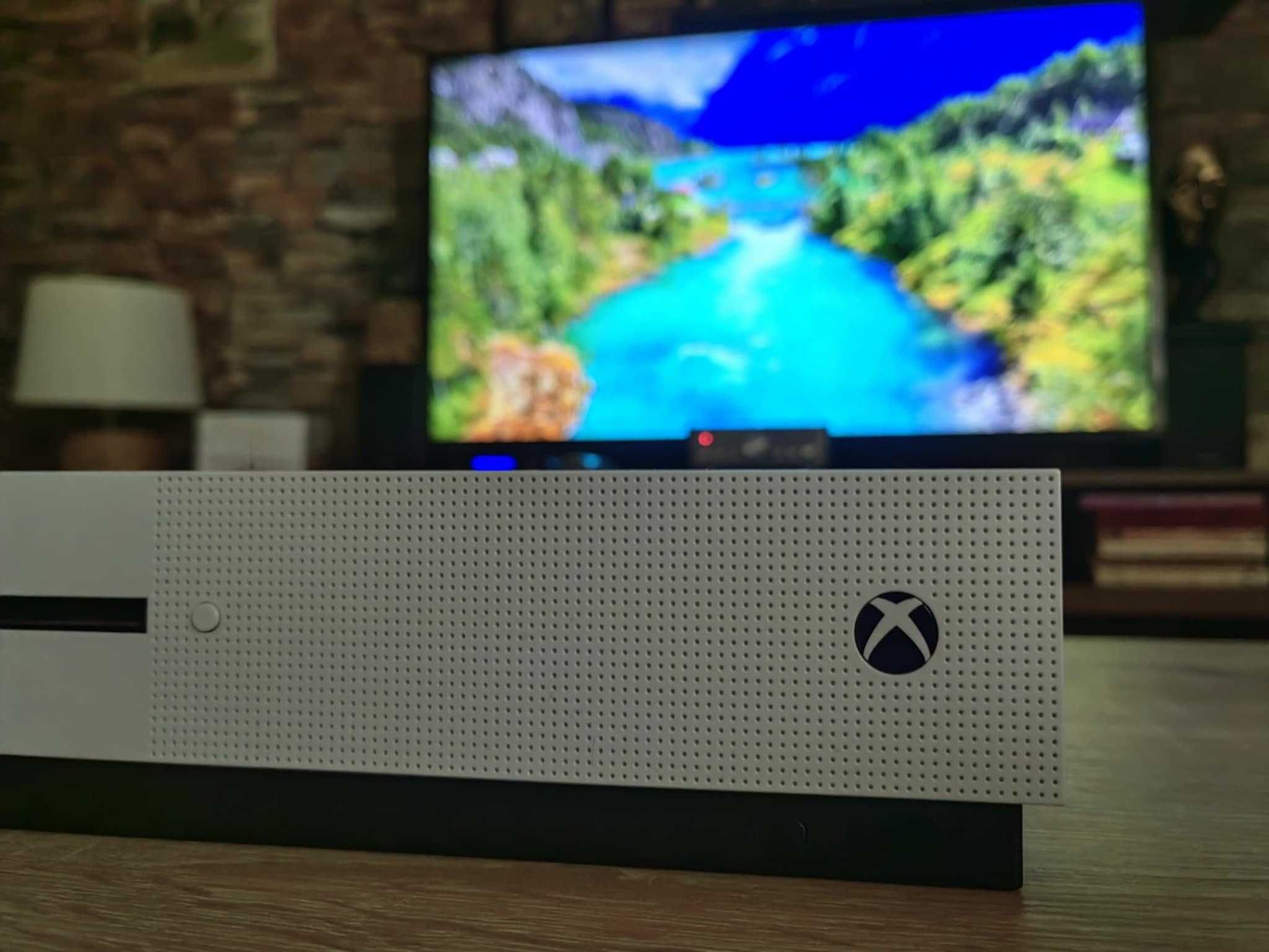 Xbox one S TV1 +3 игри