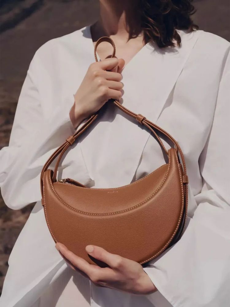 Продам стильную сумку Polène Numéro Dix