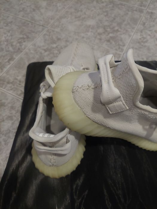Adidas Yeezy маратонки