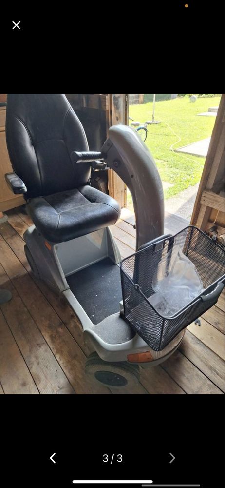 Scuter electric batrani persoane dizabilitati handicap