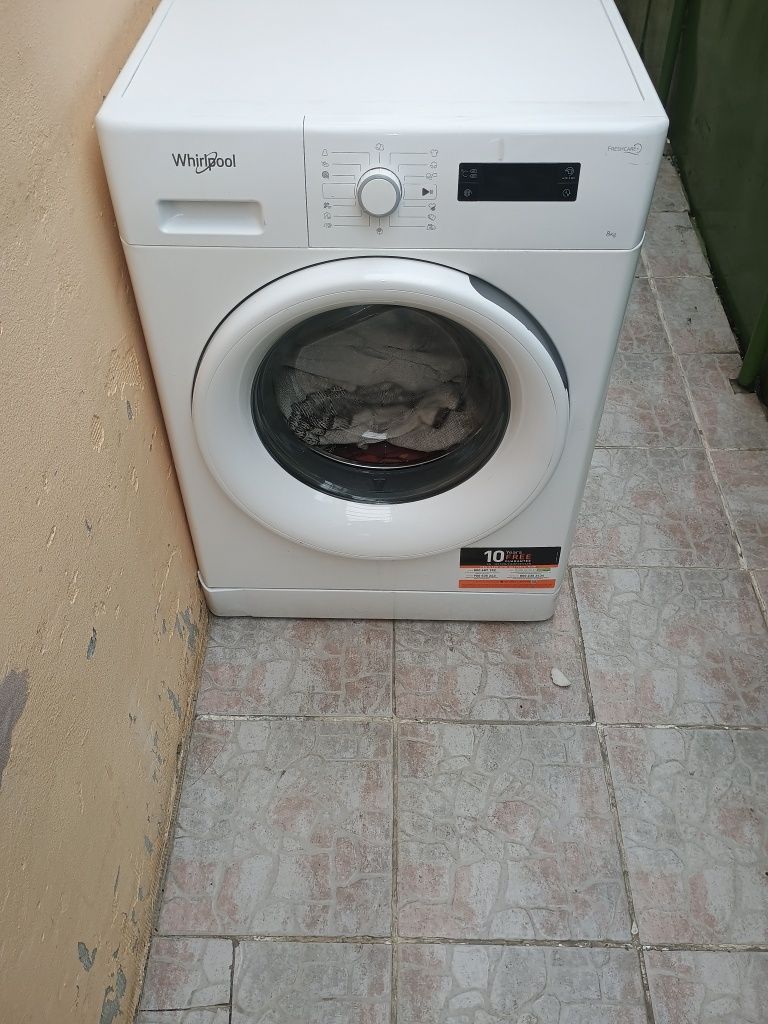 Mașină de spălat rufe 7kg Whirlpool Constructa 32WE