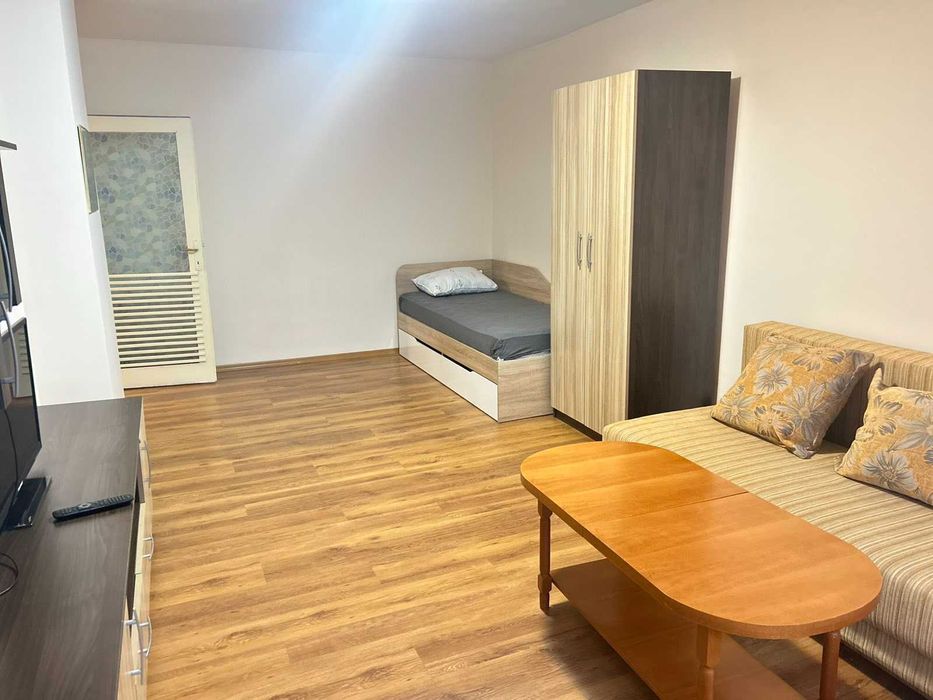 Дава се под наем Тристаен апартамент в Бургас, Славейков - 65 кв.м за 425 € - Снимка #6