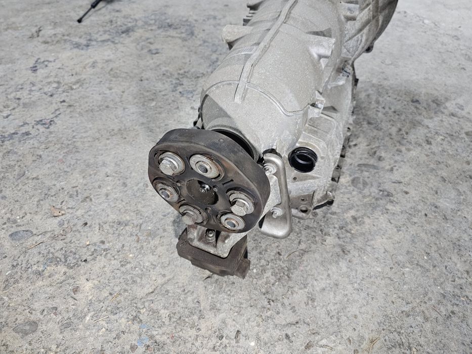 Скоростна кутия бмв е60 е61 525d 525д 197 кс 6hp21 6хп21 автоматична