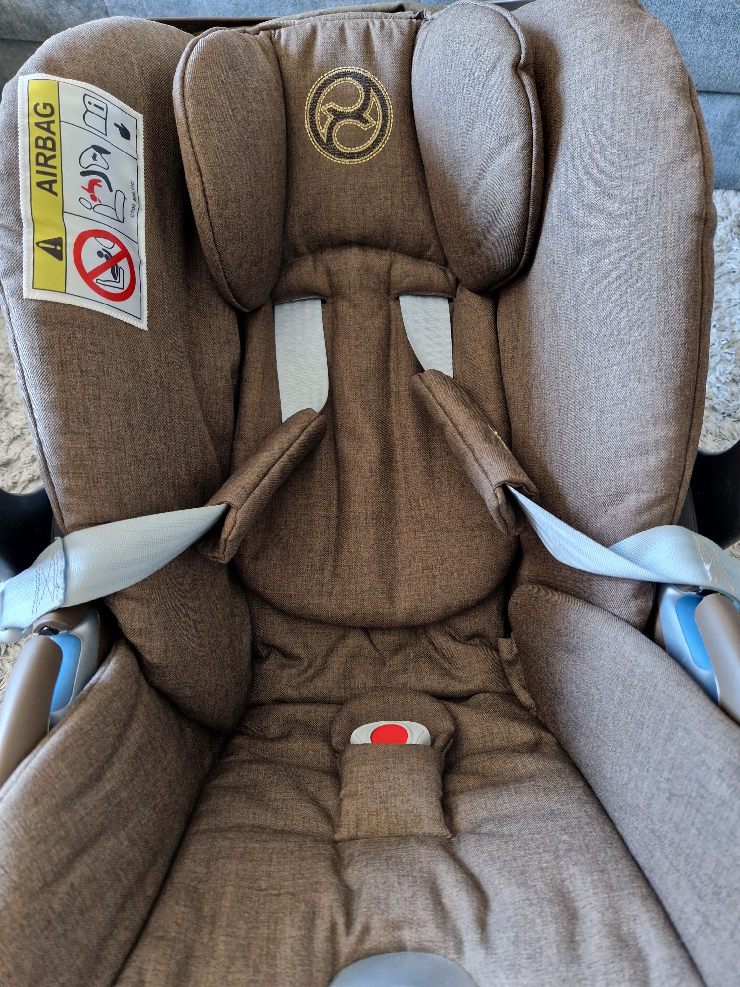 Scoica Cybex Platinum Cloud Z i-Size + baza isofix