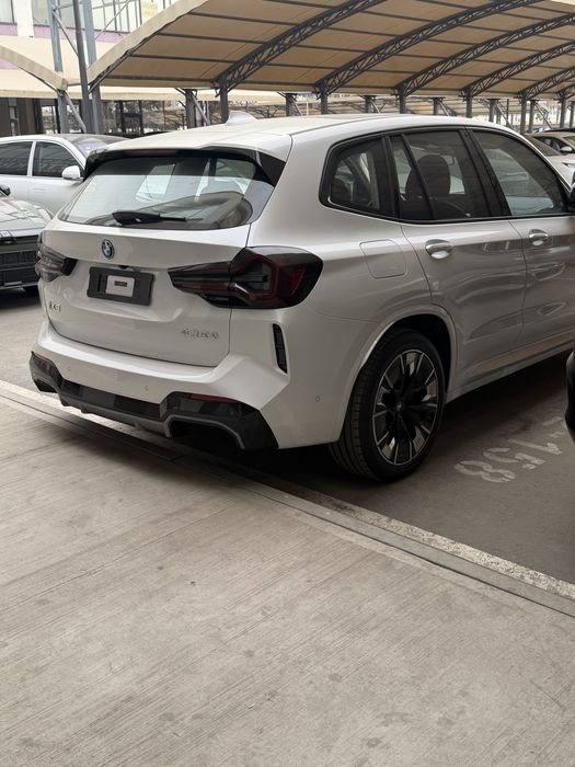 Bmw ix3 40L i x 3