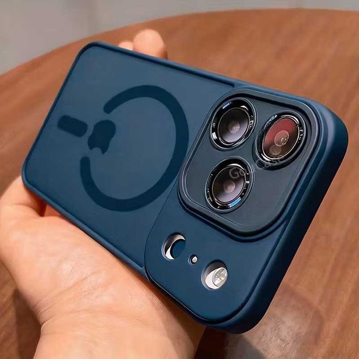 Матов удароустойчив кейс за iPhone 14 pro