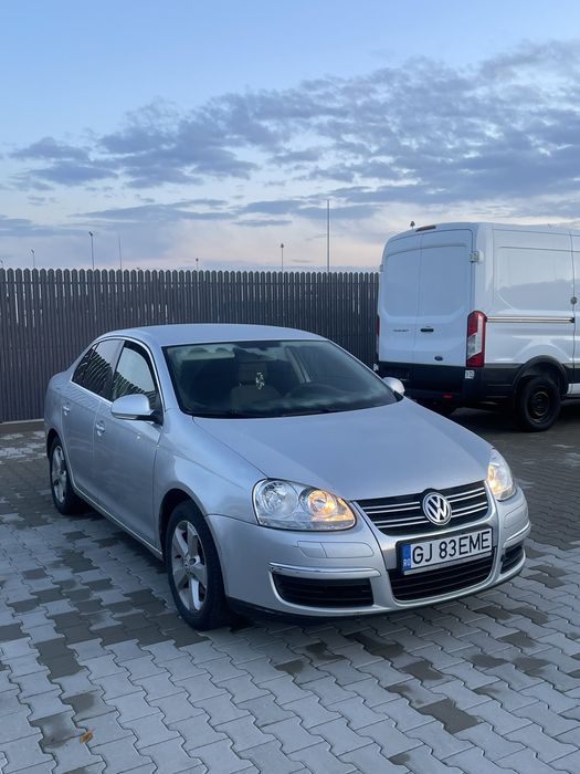 Vând  jetta 2.0 Diesel