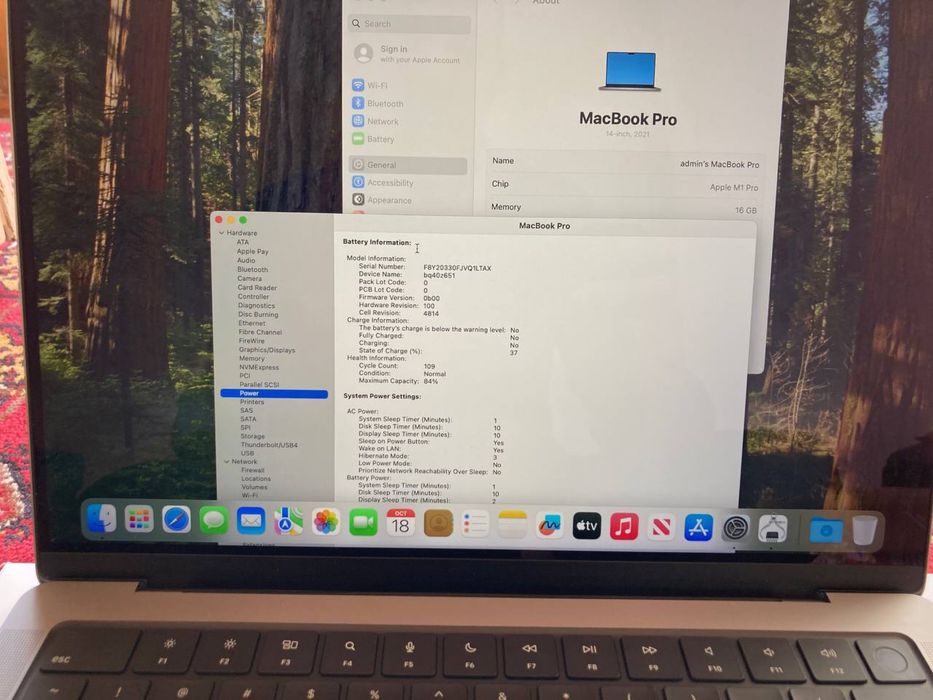 Apple MacBook 14 M1 Pro LL/A Очень идеальный Состояние