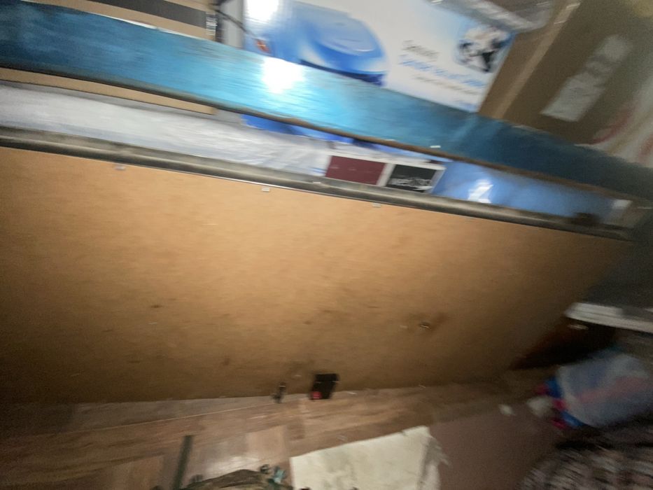 Продам железную входную дверь