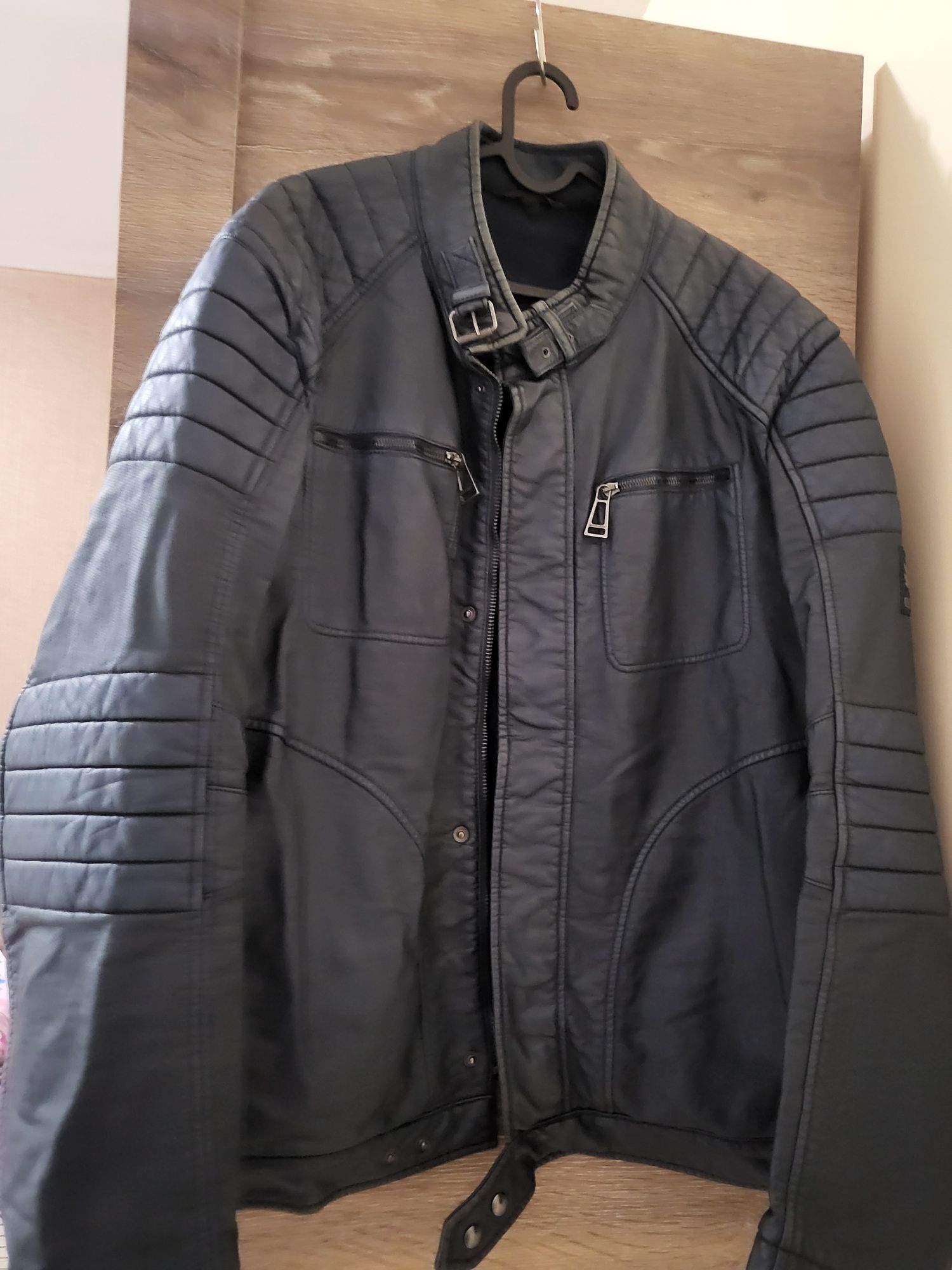 Мъжко кожено яке BELSTAFF