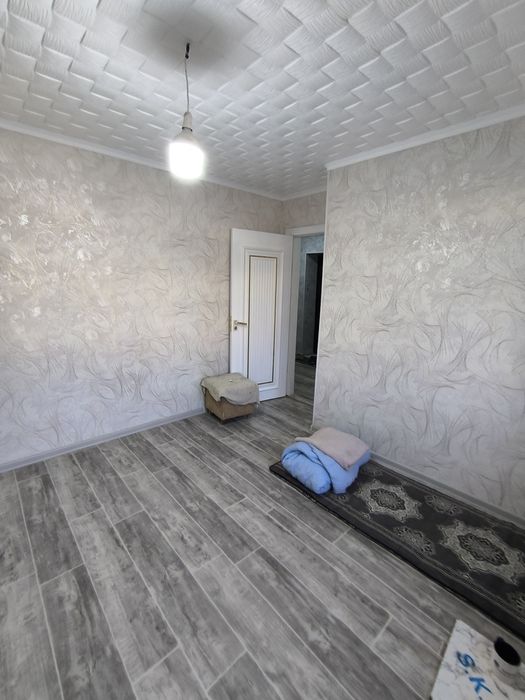 2 х комнатную квартиру Янгиюль. Новый евро ремонт. Первый этаж