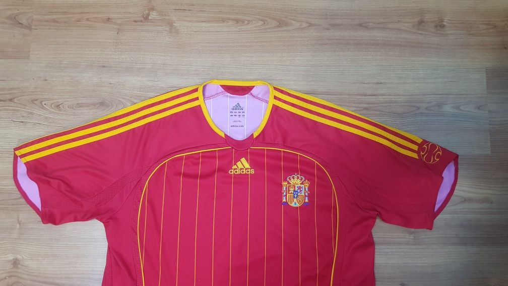 Tricou națională Spaniei original Adidas mărimea L