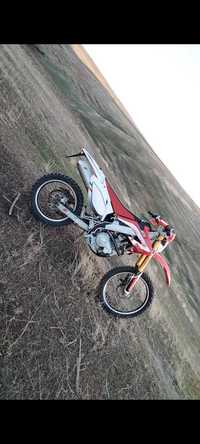 Cross Honda 125in 4T