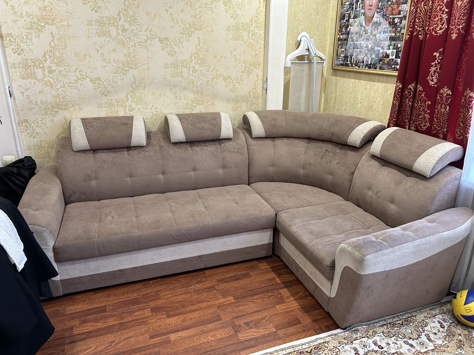 Срочно продам угловой диван б/у