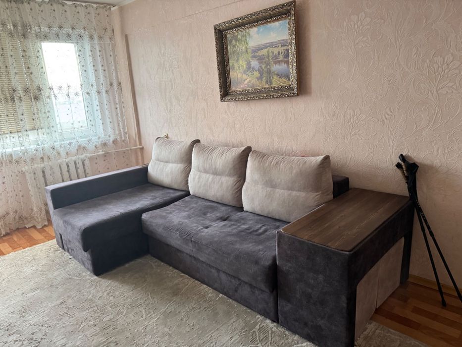 Диван раскладной современного дизайна