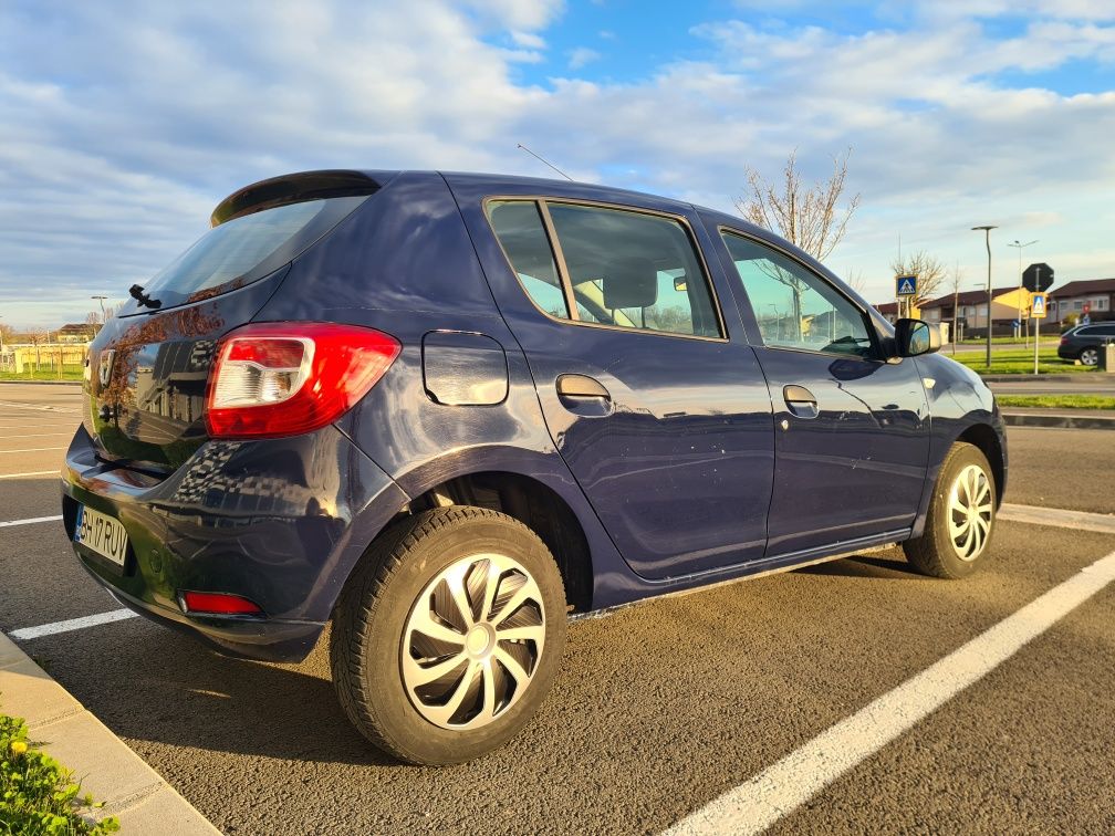 Vând Dacia Sandero 2013, motor 1.2 GPL