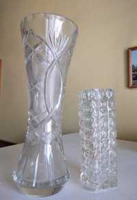 Две стъклени вази