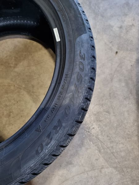 305/40/20//275/45/20 PIRELLI