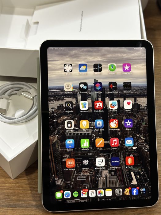 iPad mini 7 (2024)