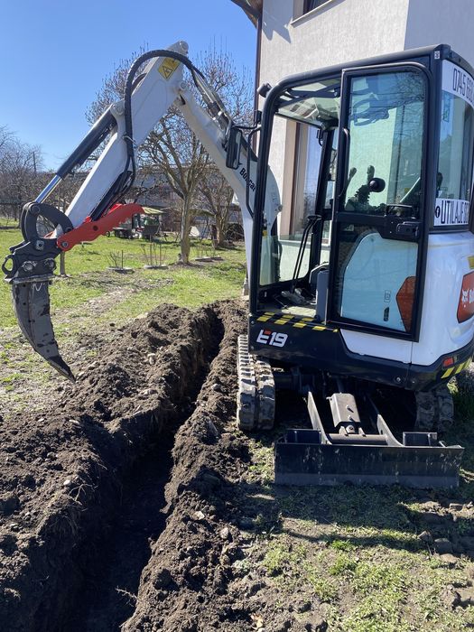 Inchiriez nacela , excavator, picamer