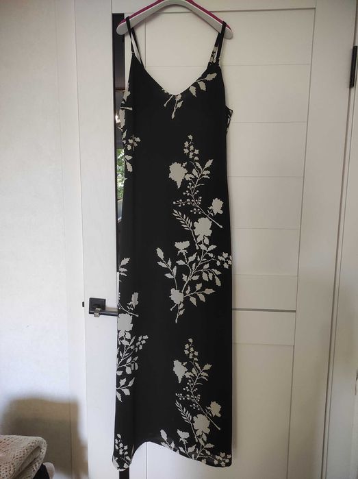 Красивое платье размер С